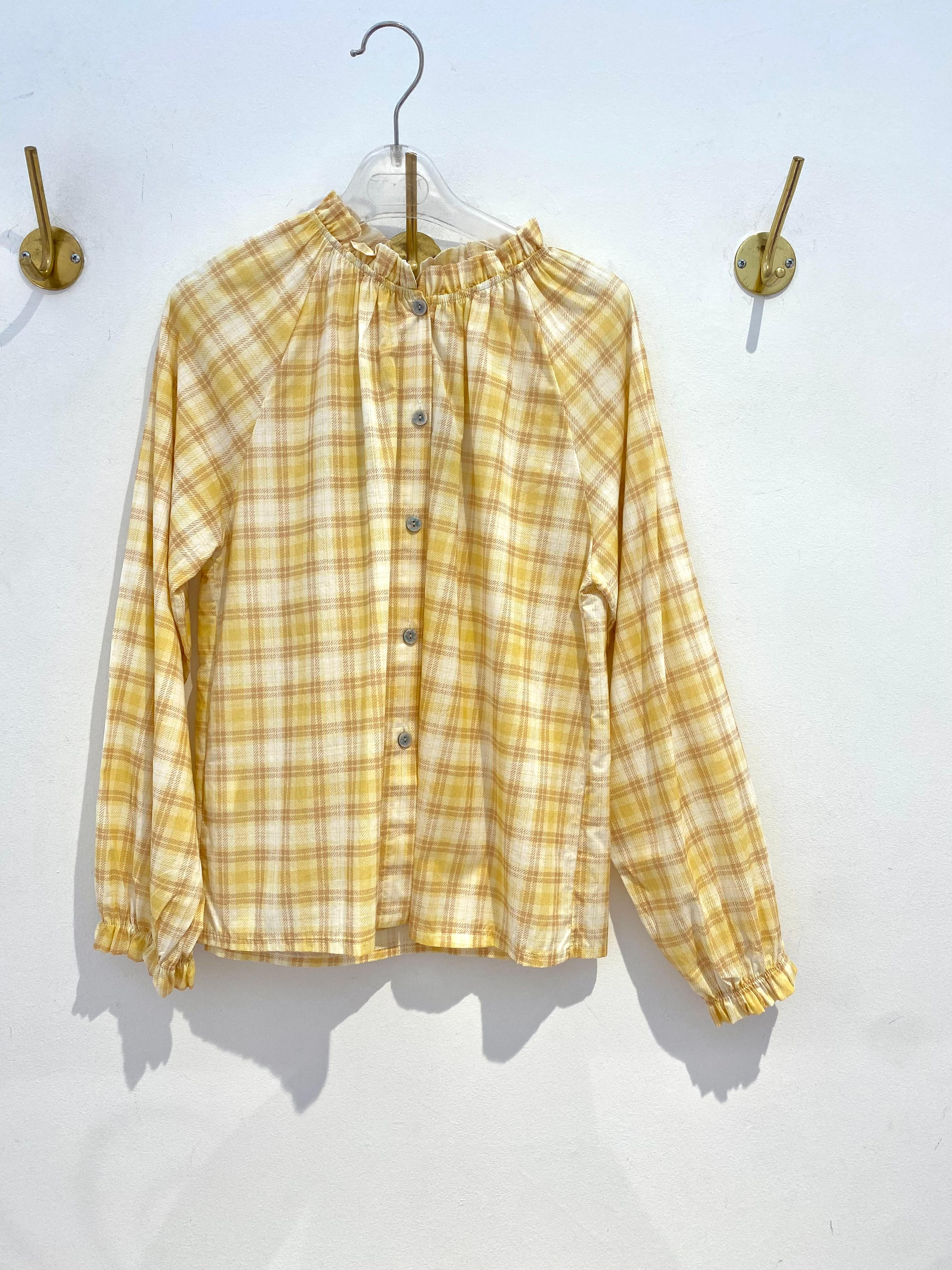 Camisa Amarela quadrados