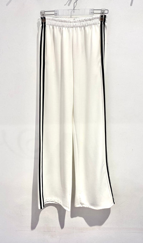 Calça Branca Riscas Pretas