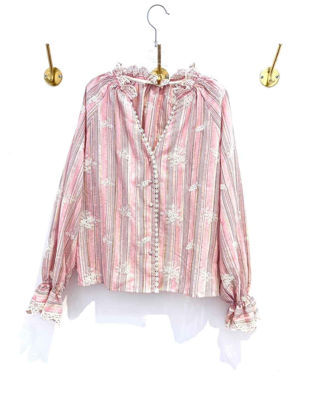 Camisa Rosa Bordada