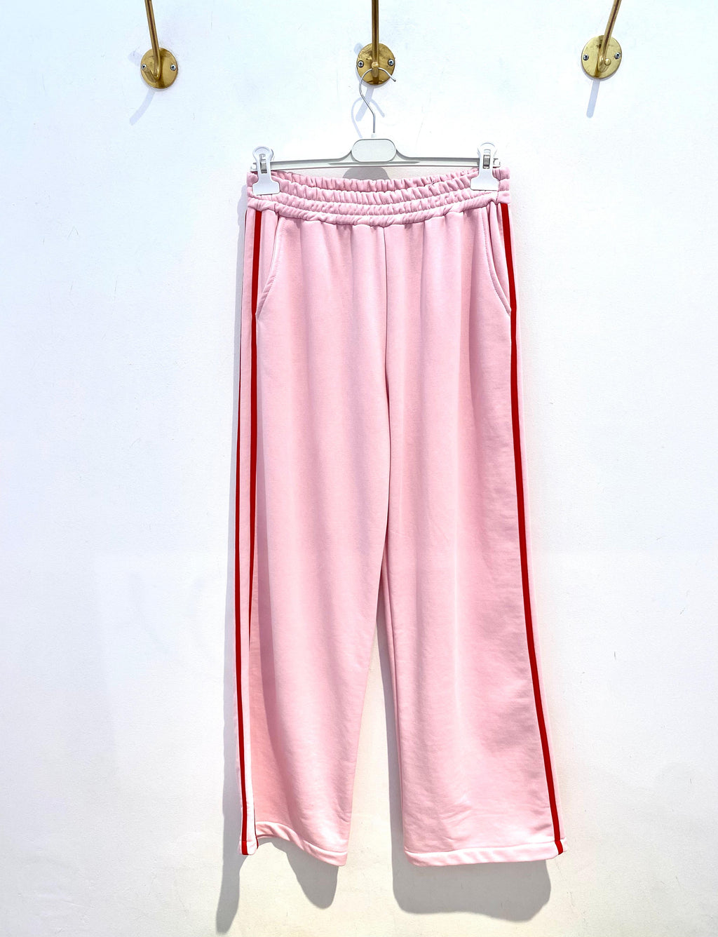 Calça Rosa c/ Riscas Vermelho
