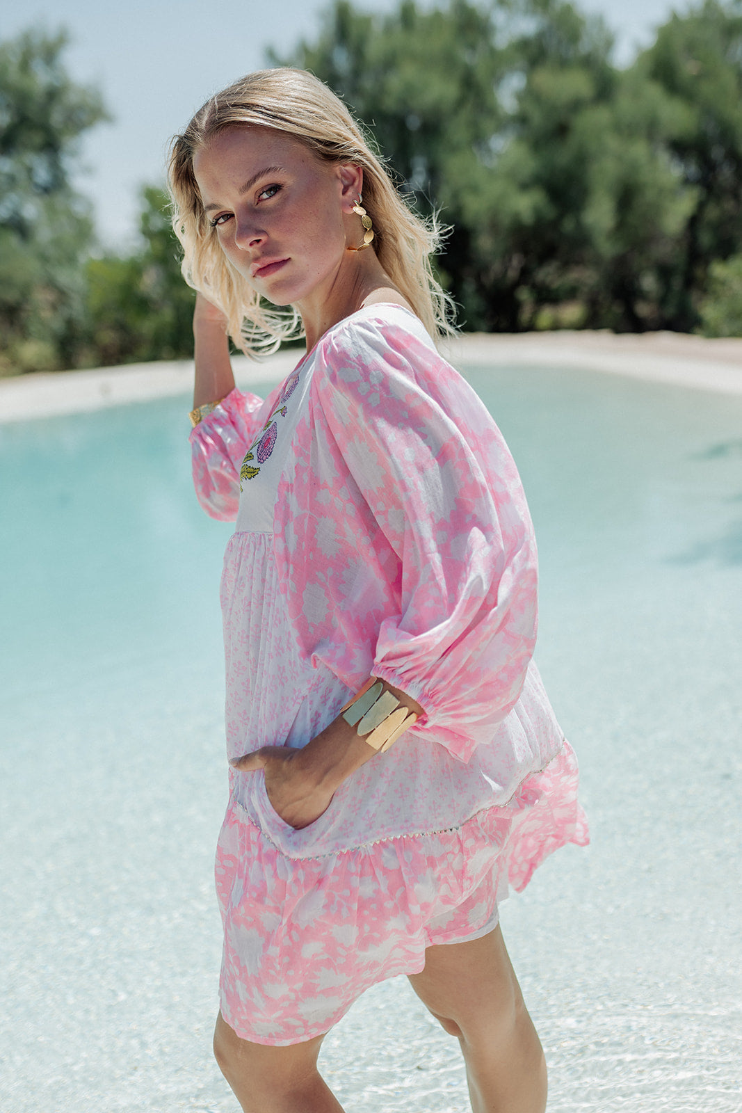 Amber Pink Neon — Vestido Curto