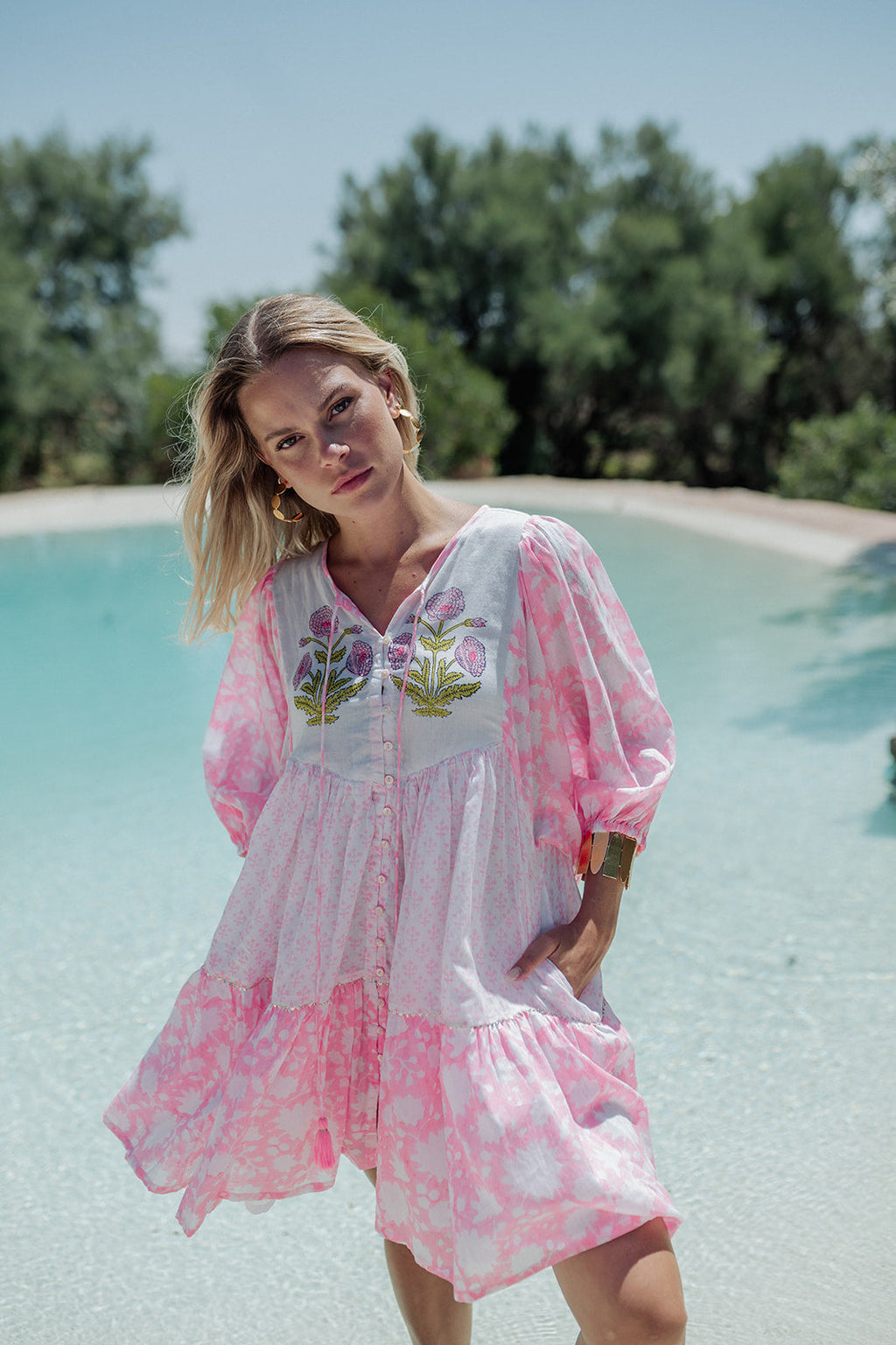 Amber Pink Neon — Vestido Curto